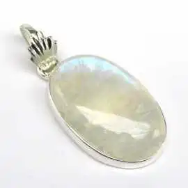 Stříbrný přívěsek s mesíčním kamenem