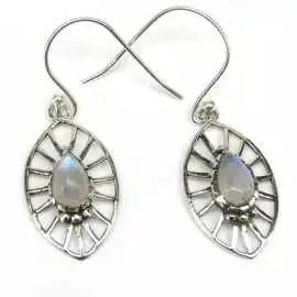 Stříbrné naušnice s měsíčními kameny