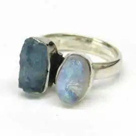 Stříbrný prsten s akvamarínem a měsíčním kamenem