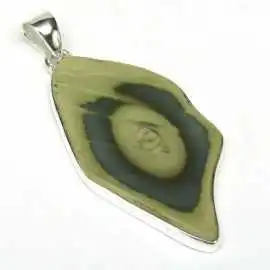 Stříbrný přívěšek s jaspisem