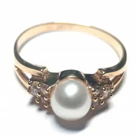 14 kt zlatý prsten s perlou a brilianty