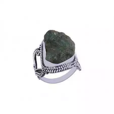 Stříbrný prsten se smaragdem