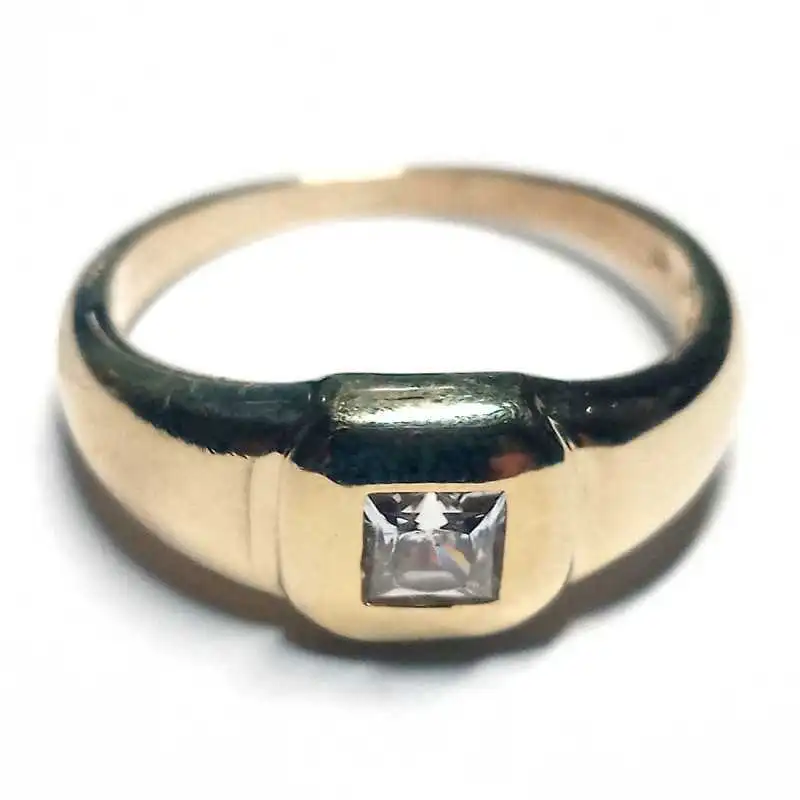 14 kt zlatý prsten se zirkonem