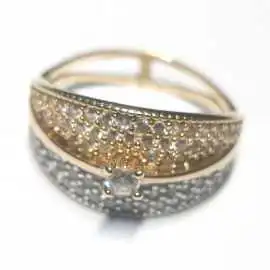 14 kt zlatý prsten se zirkony