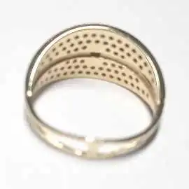 14 kt zlatý prsten se zirkony