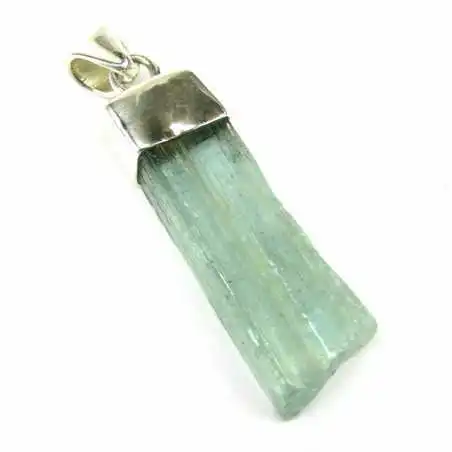 Stříbrný přívěsek s akvamarínem o váze 33 kt