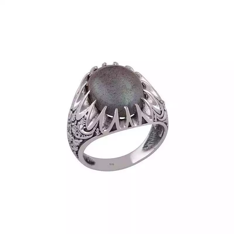 Stříbrný prsten s labradoritem