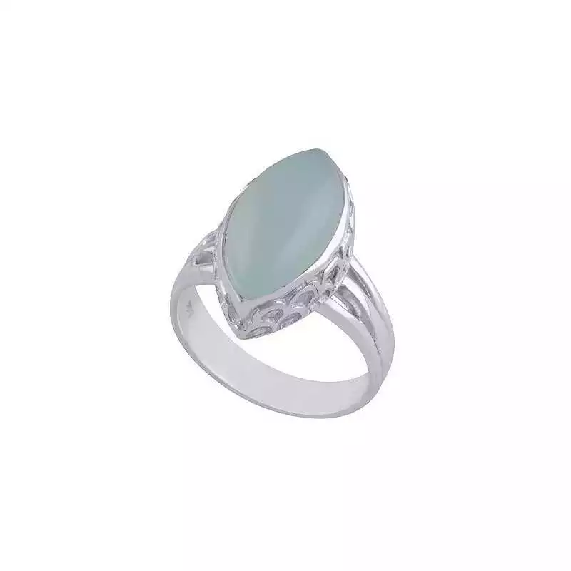 Stříbrný prsten s chalcedonem