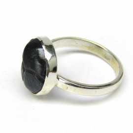 Stříbrný prsten s amonitem