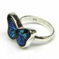 Stříbrný prsten motýl s dichroickým sklem