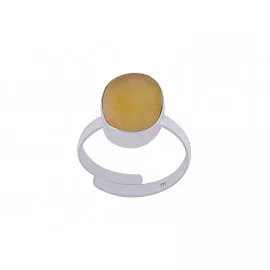 Stříbrný prsten se žlutým safírem