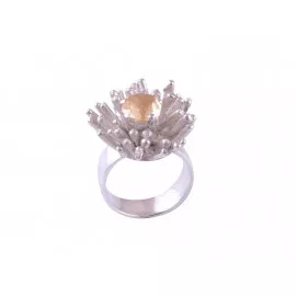 Stříbrný prsten s citrínem