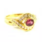 18 kt zlatý prsten s rubínem a brilianty