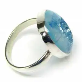 Stříbrný prsten s modrým aura křišťálem