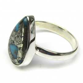 Stříbrný prsten s tyrkysem v pyritu