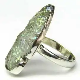 Stříbrný prsten s andělským aura křišťálem