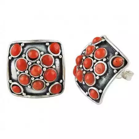 Stříbrné naušnice s mořskými korály