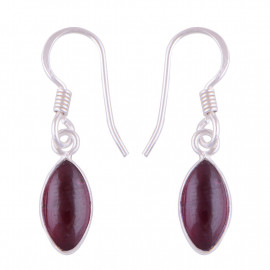 Stříbrné naušnice s granáty