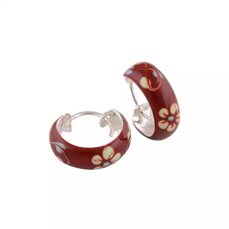 Stříbrné naušnice zdobené smaltem