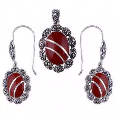 Stříbrná souprava s karneoly