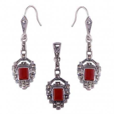 Stříbrná souprava s karneoly