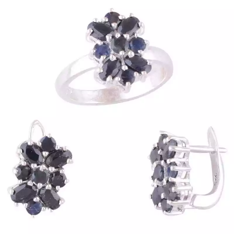 Stříbrná souprava se safírem