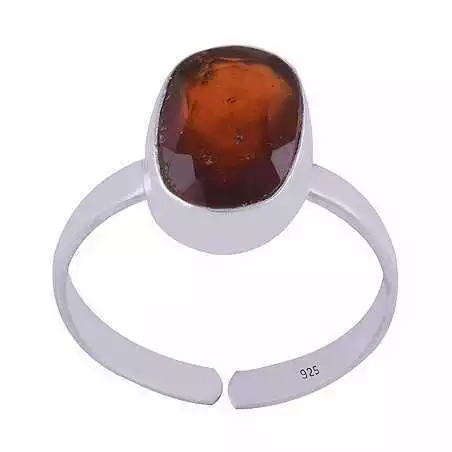 Stříbrný prsten s hezonitem