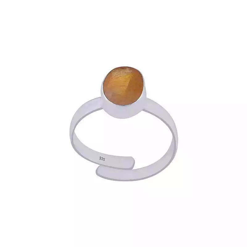 Stříbrný prsten se žlutým safírem