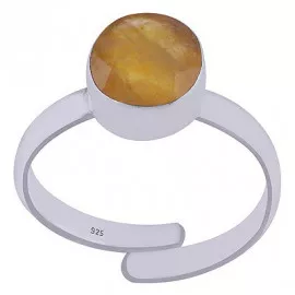 Stříbrný prsten se žlutým safírem