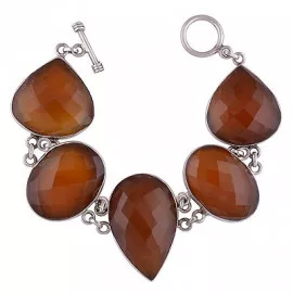 Stříbrný náramek s karneoly