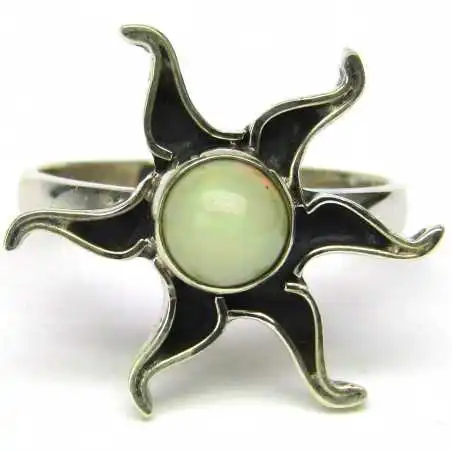 Stříbrný prsten slunce s opálem