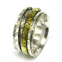 Stříbrný prsten s rotujícím středem