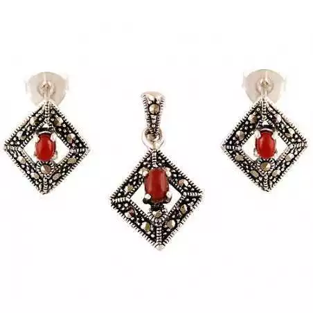 Stříbrná souprava s karneoly