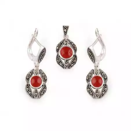 Stříbrná souprava s karneoly