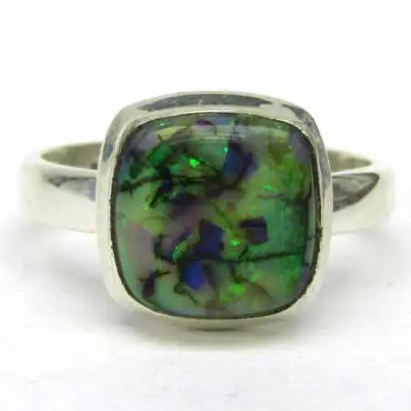 Stříbrný prsten s opálem