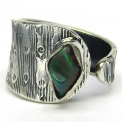 Stříbrný prsten s opálem