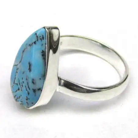 Stříbrný prsten s opálem