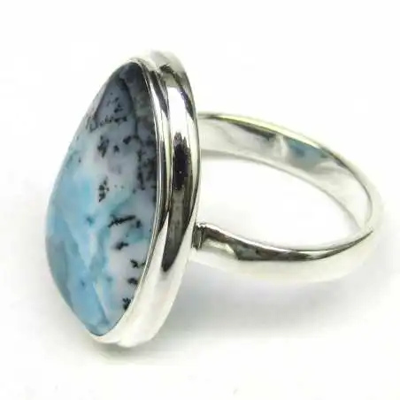 Stříbrný prsten s opálem