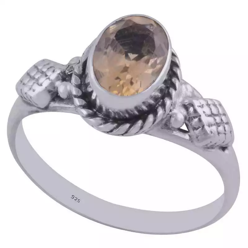 Stříbrný prsten s citrínem