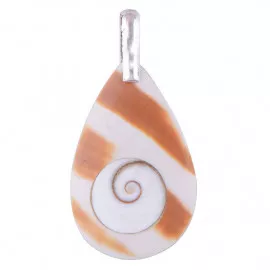 Stříbrný přívěšek z ulity mušle