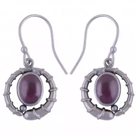 Stříbrné naušnice s granáty