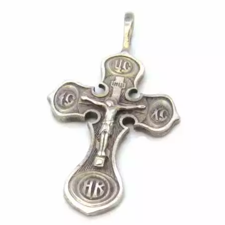 Stříbrný přívěsek kříž