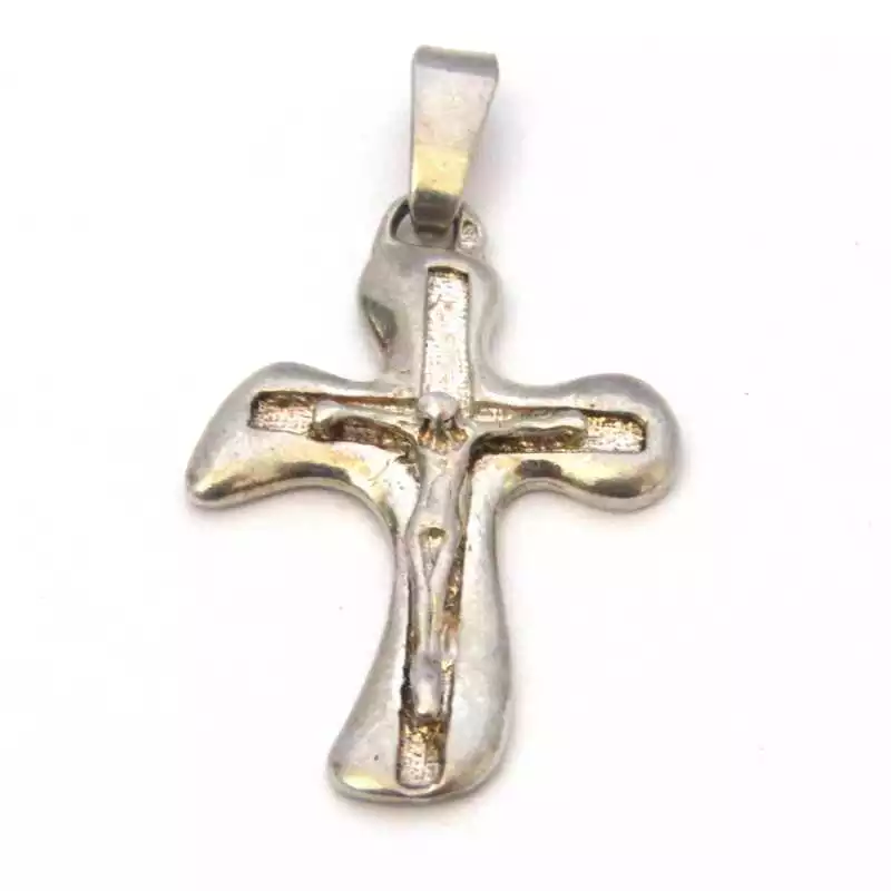 Stříbrný přívěsek kříž