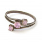Stříbrný prsten s růžovými safíry