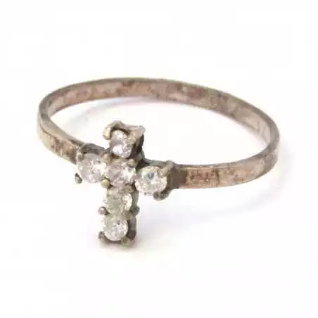 Stříbrný prsten kříž se zirkony