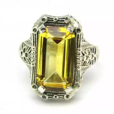 Stříbrný prsten s citrínem