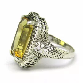 Stříbrný prsten s citrínem