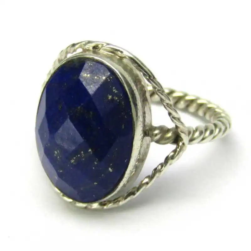 Stříbrný prsten s lapis lazuli