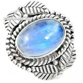 Stříbrný prsten s měsíčním kamenem