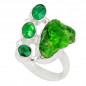 Stříbrný prsten s diopsidem a smaragdy